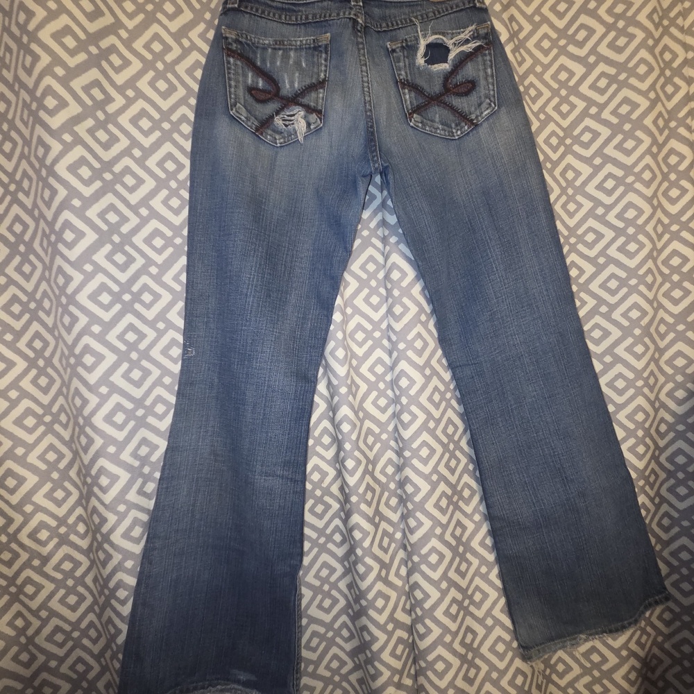 Buckle Women's Light Blue Bootcut Jeans with Embroidered Pockets